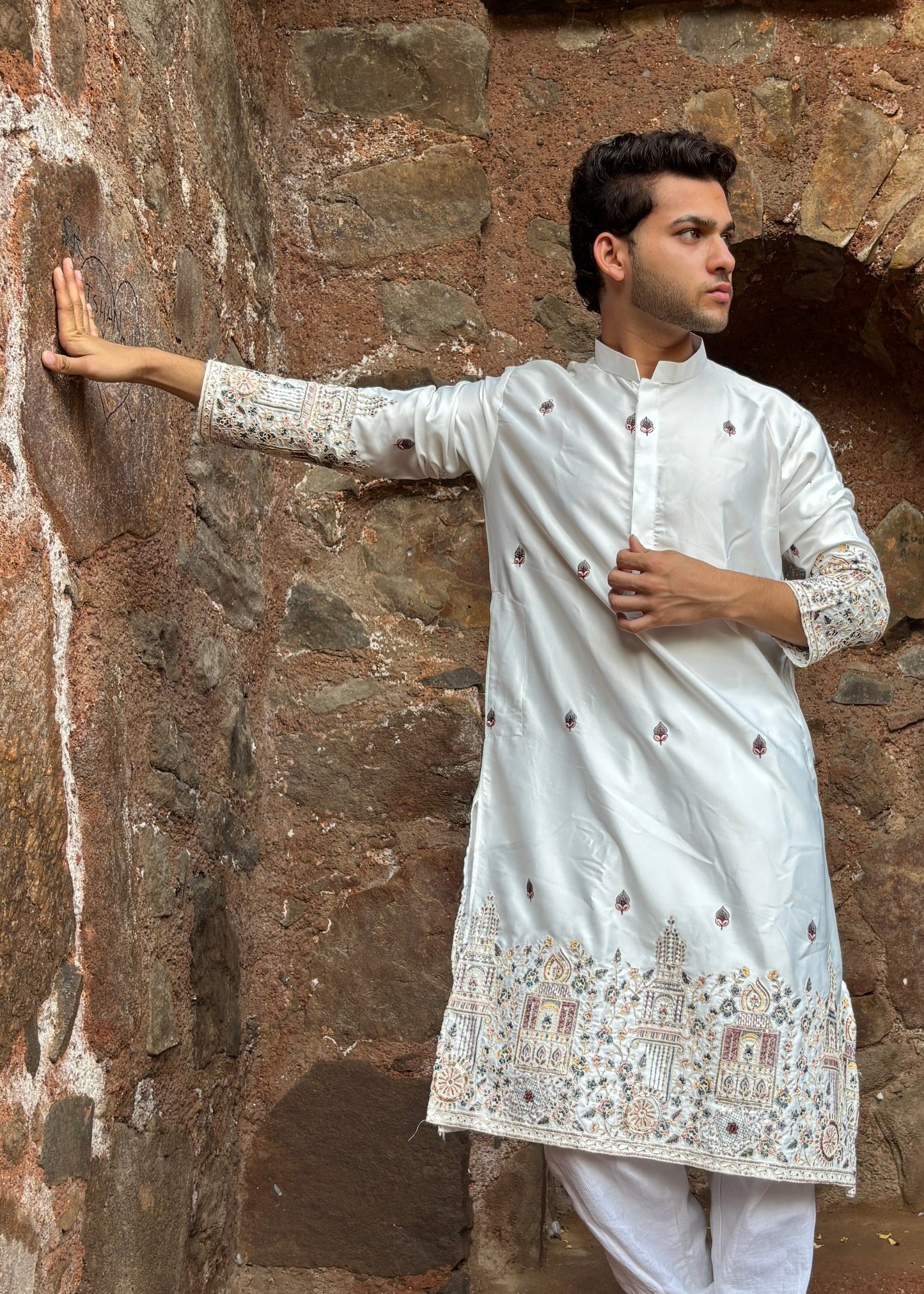 The Sheesh Mahal Ivory Silk Kurta