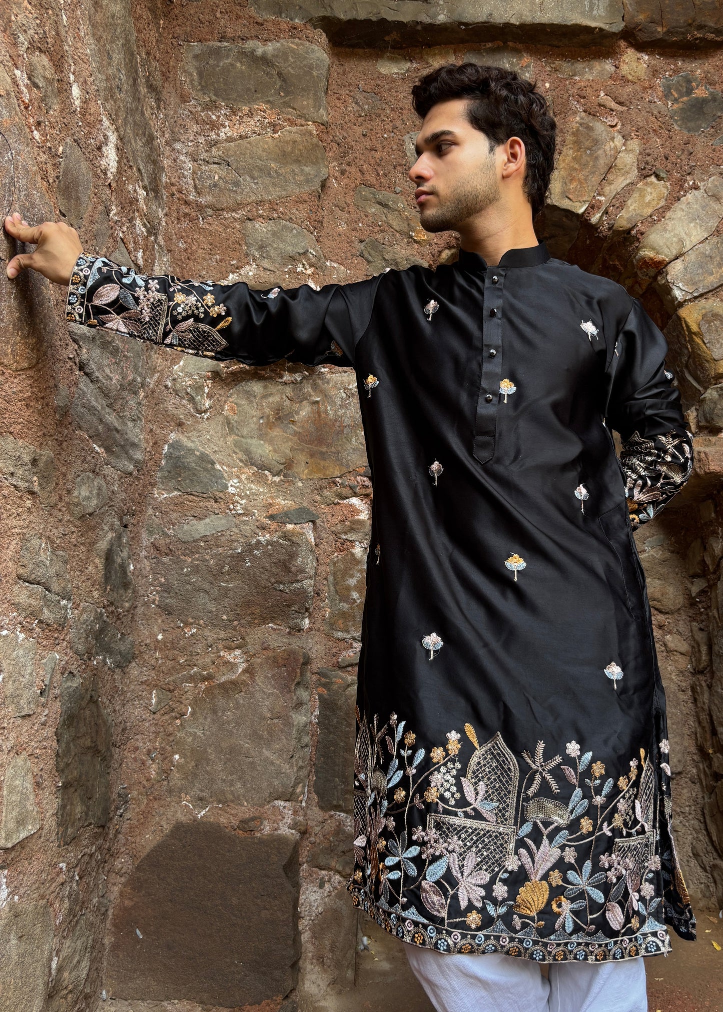 The Meherbaan Embroidered Silk Kurta