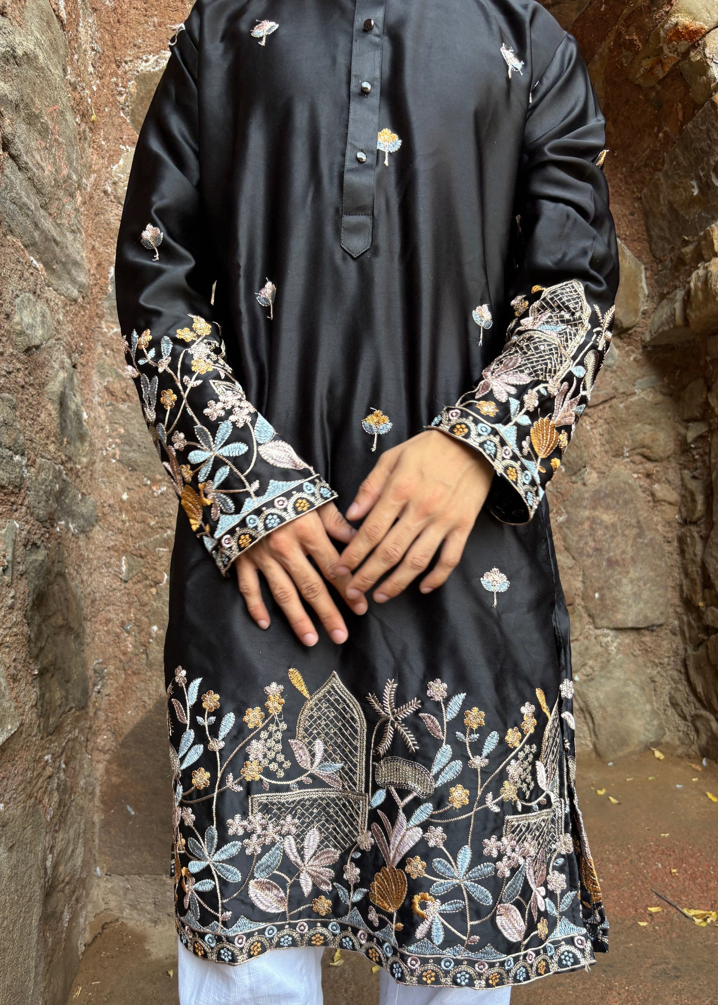 The Meherbaan Embroidered Silk Kurta